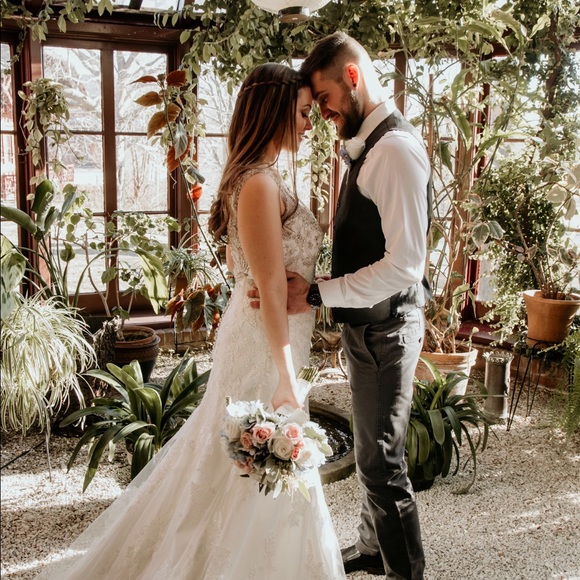 Meet your Posher, Crystal - Picture 1 of 1